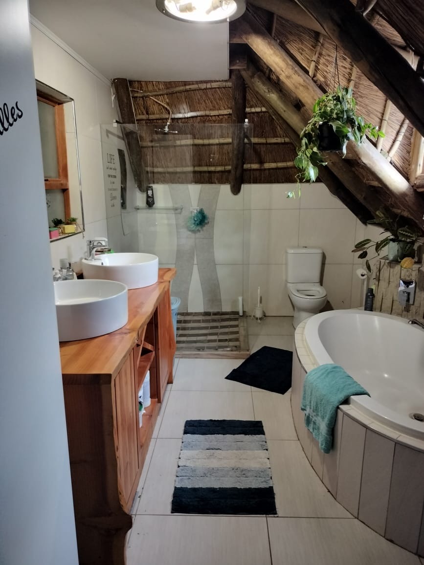 4 Bedroom Property for Sale in Parys Free State